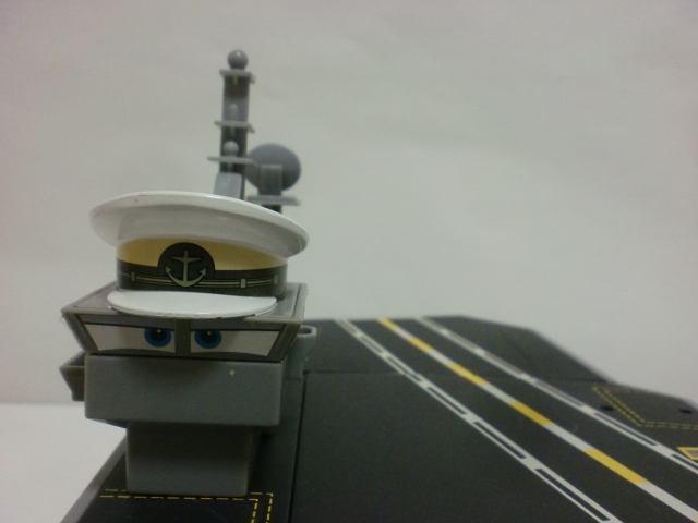 トミカ プレーンズ 大きなコレクションシップ 航空母艦 フライゼンハワー 欠品あり_画像3