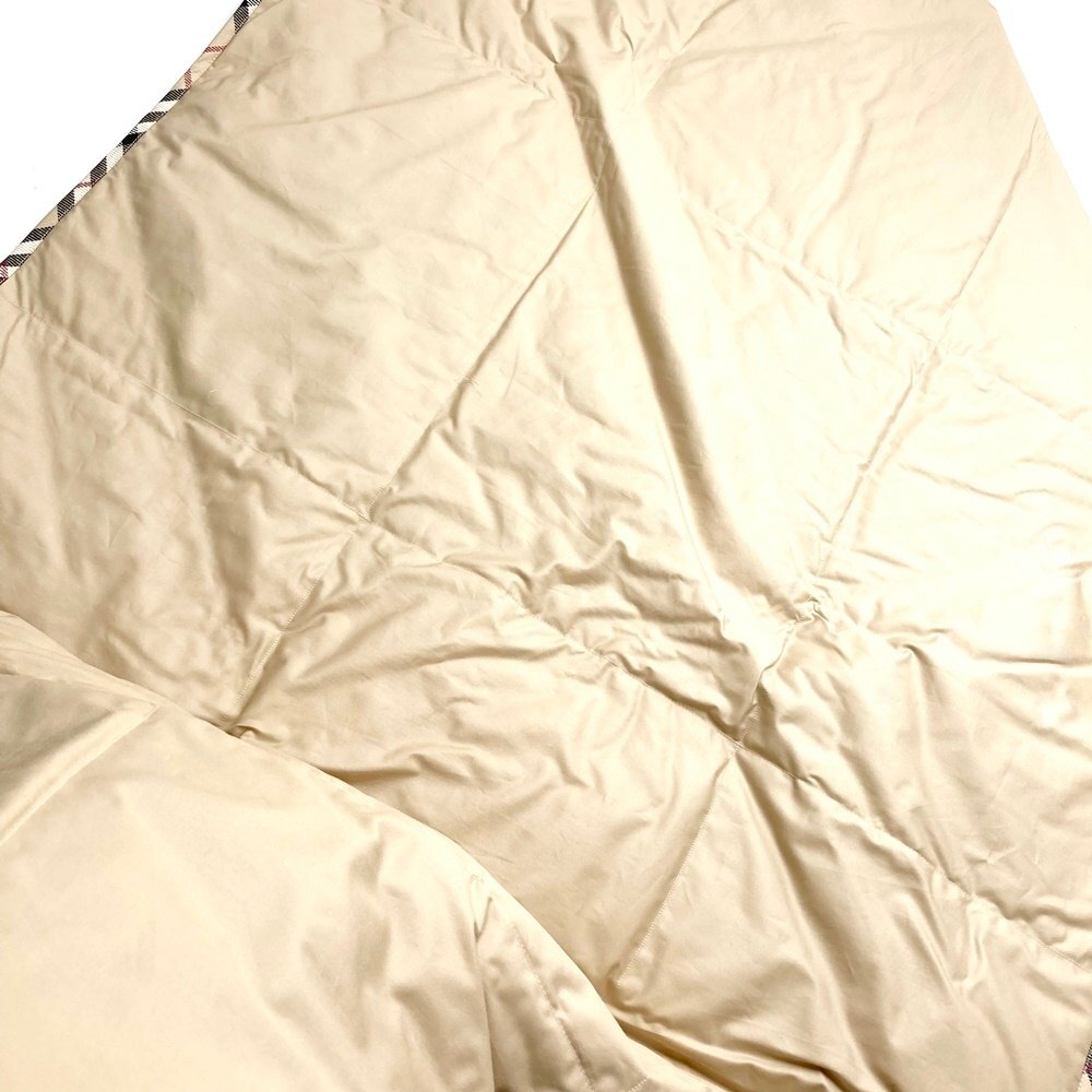 rm) BURBERRY バーバリー LOMDON ロンドン ノバチェック ブランケット 150×70cm 羽毛 ひざ掛け 西川産業 ※未使用 経年保管品 箱付 シミ有_画像5