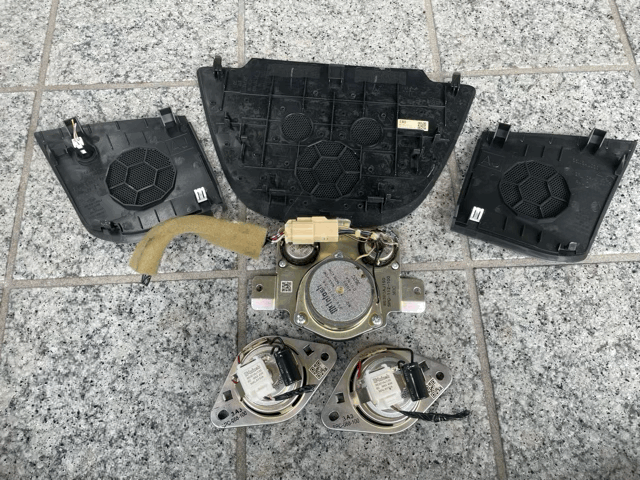 ★☆后期 スバル レガシィ BRG BRM BR9 BRF用純正オプションマッキントッシュ コンソールダッシュスピーカー センター左右 3/3☆★