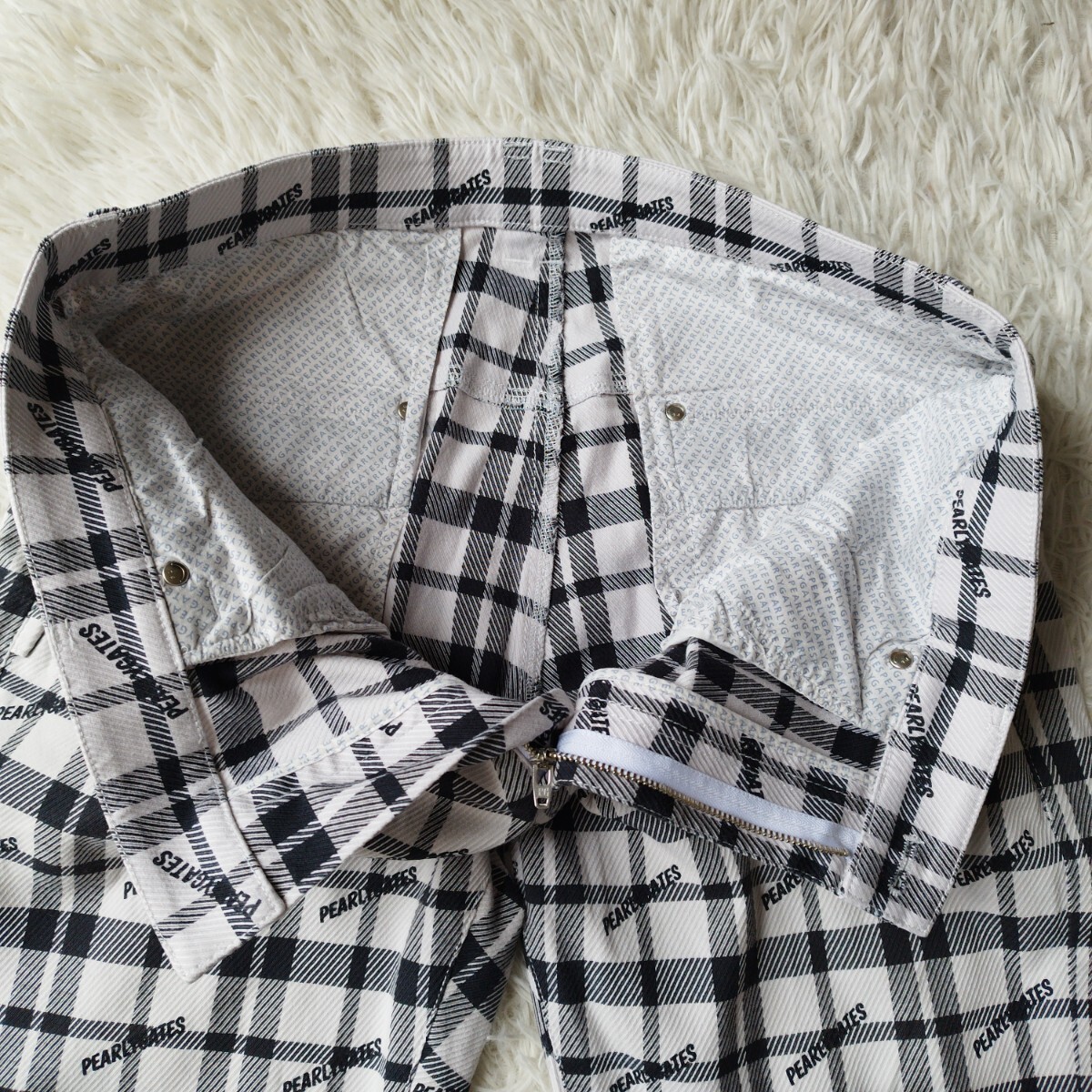 【美品 総ロゴ 希少XL】 PEARLY GATES パーリーゲイツ 近年モデル ストレッチ パンツ 伸縮性◎ 総柄 ブラック ホワイト 6 ゴルフウェア_画像6