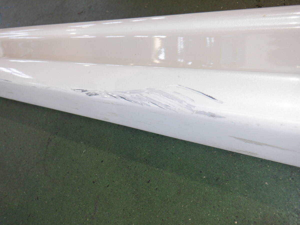 ★ 発送不可品/直接引取限定 ★ FLEDERMAUS REGINA リアバンパー サイドステップ エアロ FRP製 トヨタ プリウス ZVW30 ★ 店渡しのみ ★_画像6