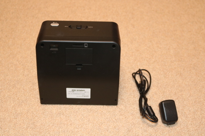 サンワサプライ フィルムスキャナー 400-SCN041 動作品 部品欠品あり 中古品 写真をSDカード保存_画像2