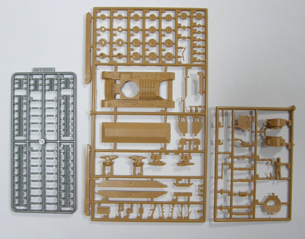 【外箱擦れ/凹み有・デカール余白部汚れ有】1/72 ITALERI イタレリ バレンタイン Mk.ⅠNo 7013 MLK72-250917-27_画像5