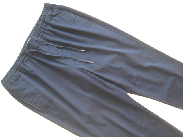 美品!!ベイフロー BAYFLOW*美シルエット ドローコード入り ストレッチコットンテーパードイージーパンツ 3 実寸M 紺 海上がりに着たい_画像2