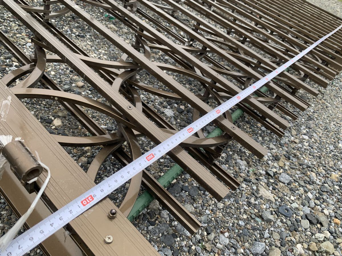 (222) アルミ　伸縮門扉 門扉　佐川急便220cm発送_画像2