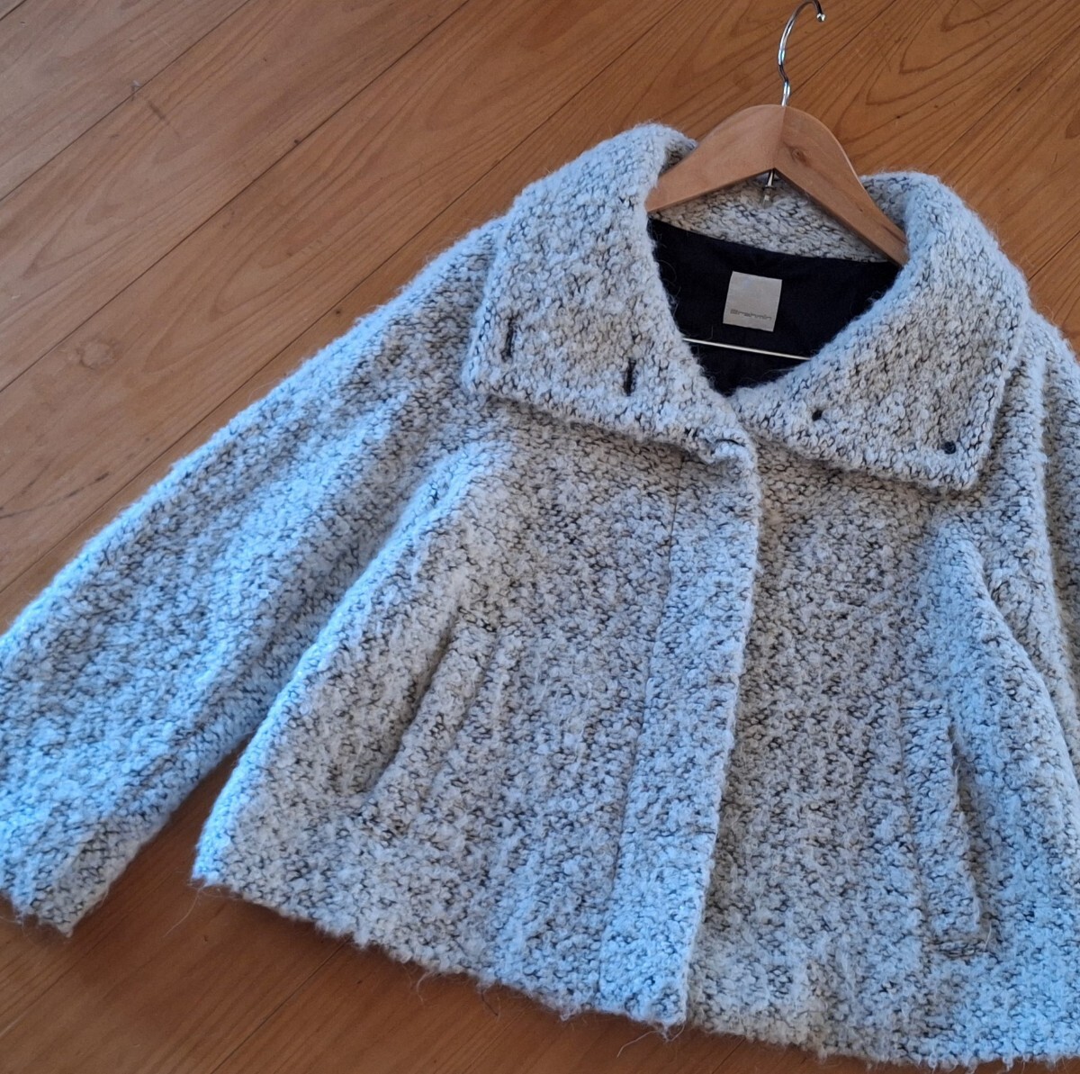 ★Brahmin ブラーミン　アルパカ羊毛混　あたたか　可愛いショートコート　ラメ入り　３８★_画像3