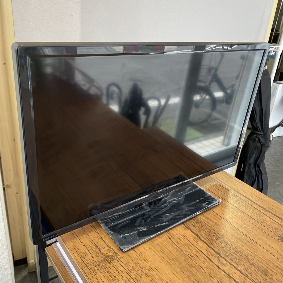 【通電確認済】TV 22型液晶テレビ DOSHISHA リモコン無し DOL22S100 動作品 18年製 ブラック ドウシシャ【HR_Y026】_画像1