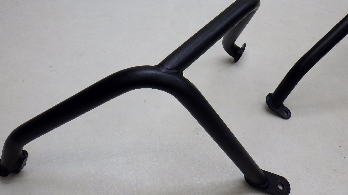 X279 V85TT エンジンガード左右　モトグッチ MOTO GUZZI_画像7