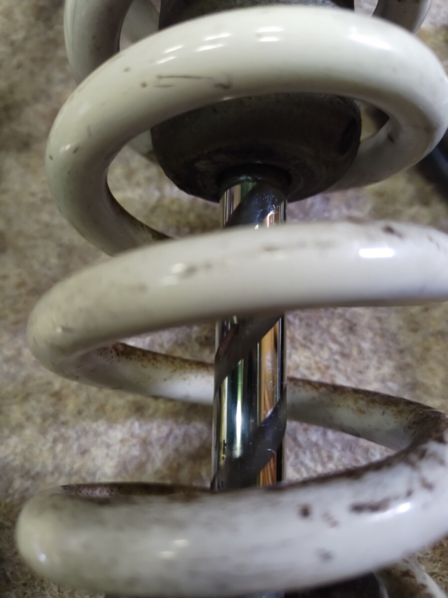 DR250s リヤショック_画像2