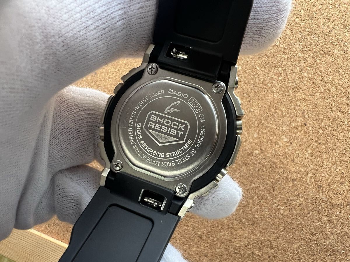●未使用●CASIO(カシオ ウォッチ) 生産終了レア品♪ メタルカバード G-SHOCK 時計 mercismith2watch GM-S5600BC-1JF Belle Courbe_画像3