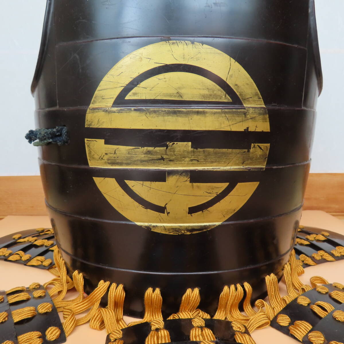 .. панцирь ( шлем * доспехи * доспехи * туловище * доспехи *..)