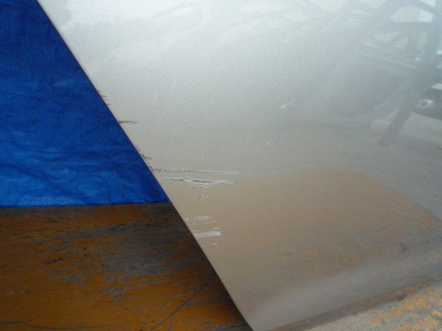 ☆BJ827　VW　ゴルフ7　リアドア　右　シルバー_画像2