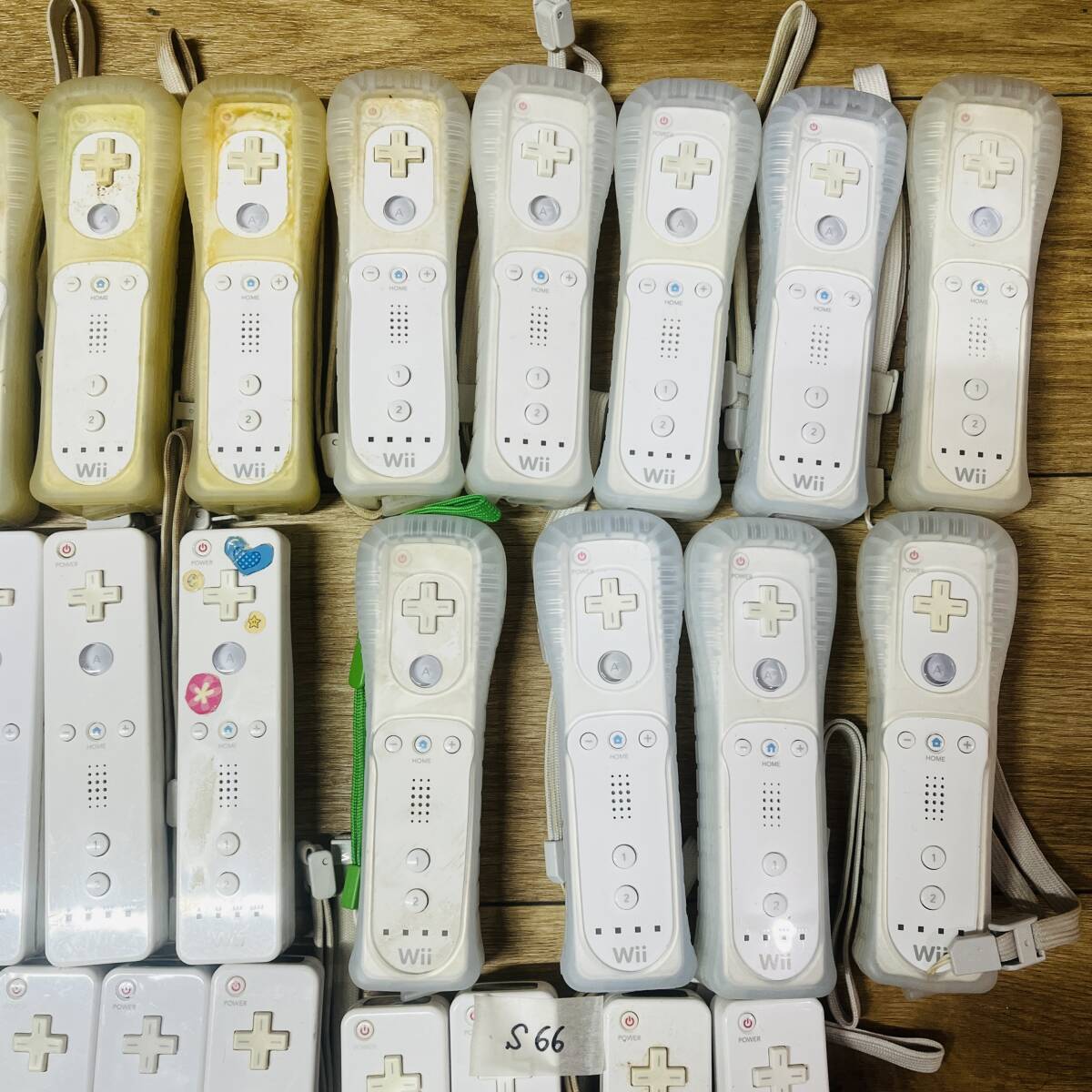 (ヤ)S66【コントローラー まとめ53台】Nintendo Wiiリモコン まとめ 任天堂 ニンテンドー Wii 家庭用ゲーム機 第7世代 周辺機器 ホワイト _画像3