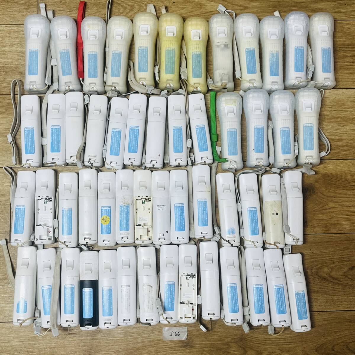 (ヤ)S66【コントローラー まとめ53台】Nintendo Wiiリモコン まとめ 任天堂 ニンテンドー Wii 家庭用ゲーム機 第7世代 周辺機器 ホワイト _画像6