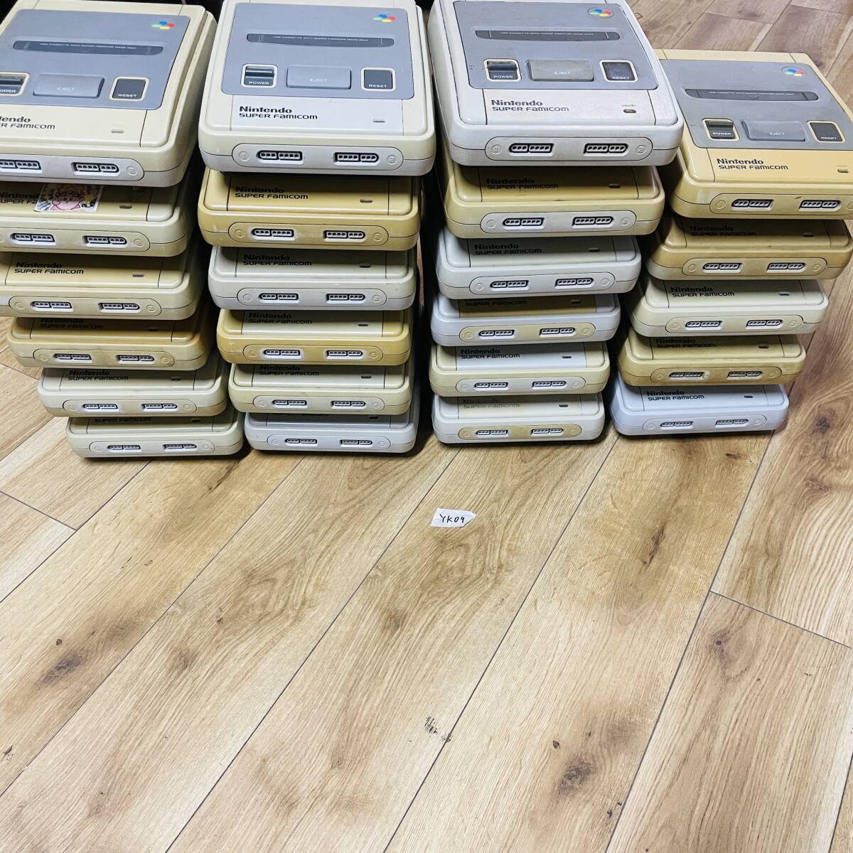 (ヤ)YK09【本体 まとめ23台】任天堂 スーパーファミコン 本体 まとめ Nintendo ニンテンドー SUPERFamicom 家庭用ゲーム機 スーファミ_画像4