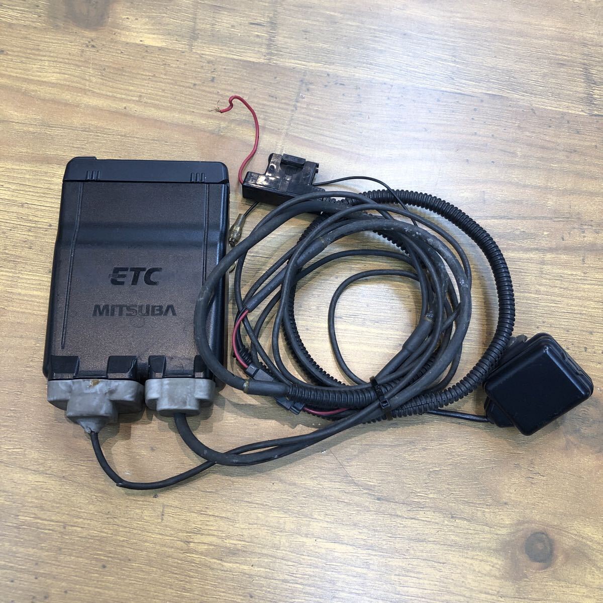 ＊ミツバサンコーワ 二輪車 車載器 BE-51二輪車 バイク用 SRX600 3SX-038〜外し ETC 車載器の画像1
