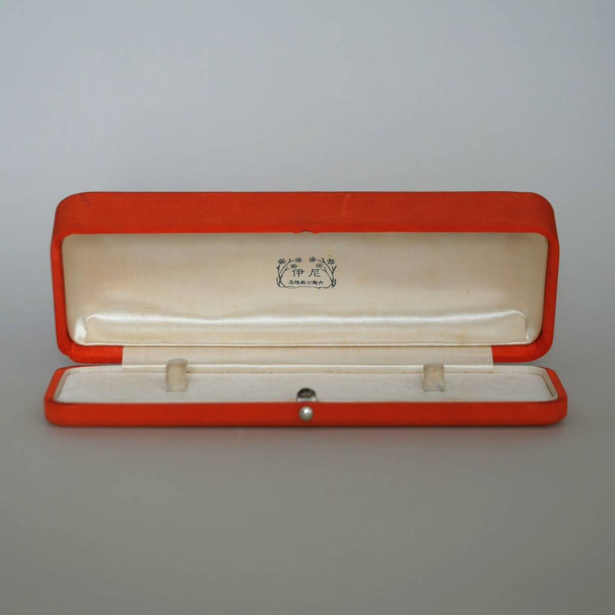 大阪心斎橋 尼伊 帯留め/ネックレスケース? アンティーク_画像1