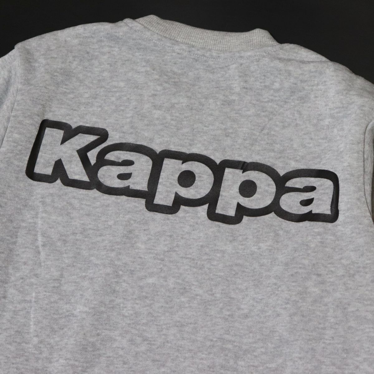 ★カッパ KAPPA メンズ UVカット 裏起毛 ロゴ バックプリント スウェット トレーナー シャツ 灰 Lサイズ [245346-MGY-L]一 三 弐★QWER_画像1