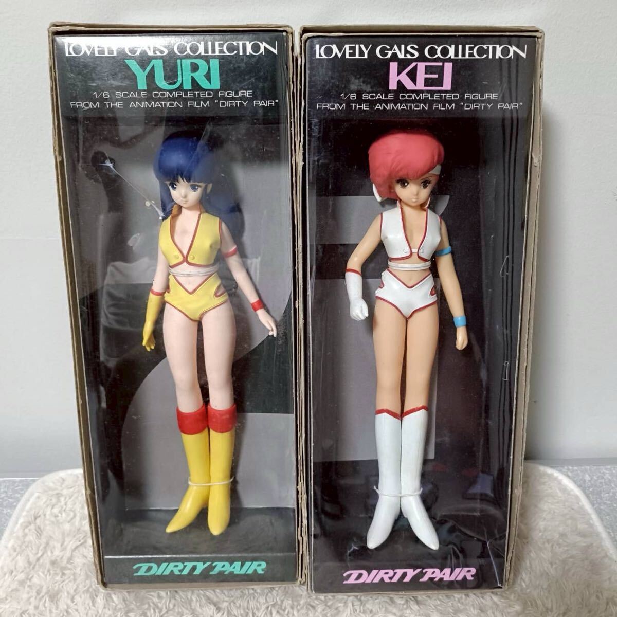 ダーティペア YURI & KEI 1/6 ソフビフィギュア 1985年 当時物 2体セット バンダイ LOVELY GALS COLLECTION【0261】_画像1