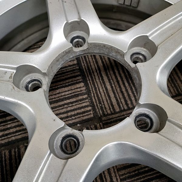 【送料無料】 即決 社外アルミホイール 16×5.5J+25 PCD 5H×139.7 アルミホイール アルミ 社外 ホイール 5穴 4本セット YH207_画像3