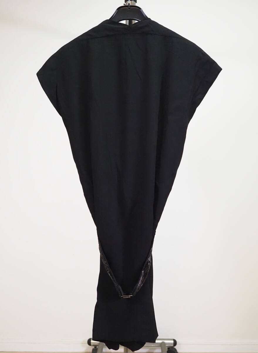 美品 VIKTOR&ROLF ヴィクター&ロルフ 10AWベルト付きフレンチスリーブワンピース38黒 Italy製 V&R_画像2