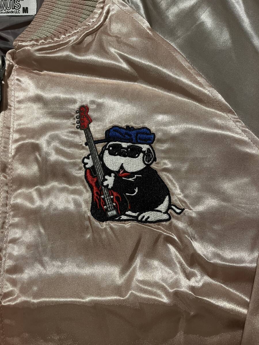 スヌーピー刺繍スカジャン　Lサイズ　ピンク　　SNOOPY PEANUTS ロック柄　新品　送料無料_画像3