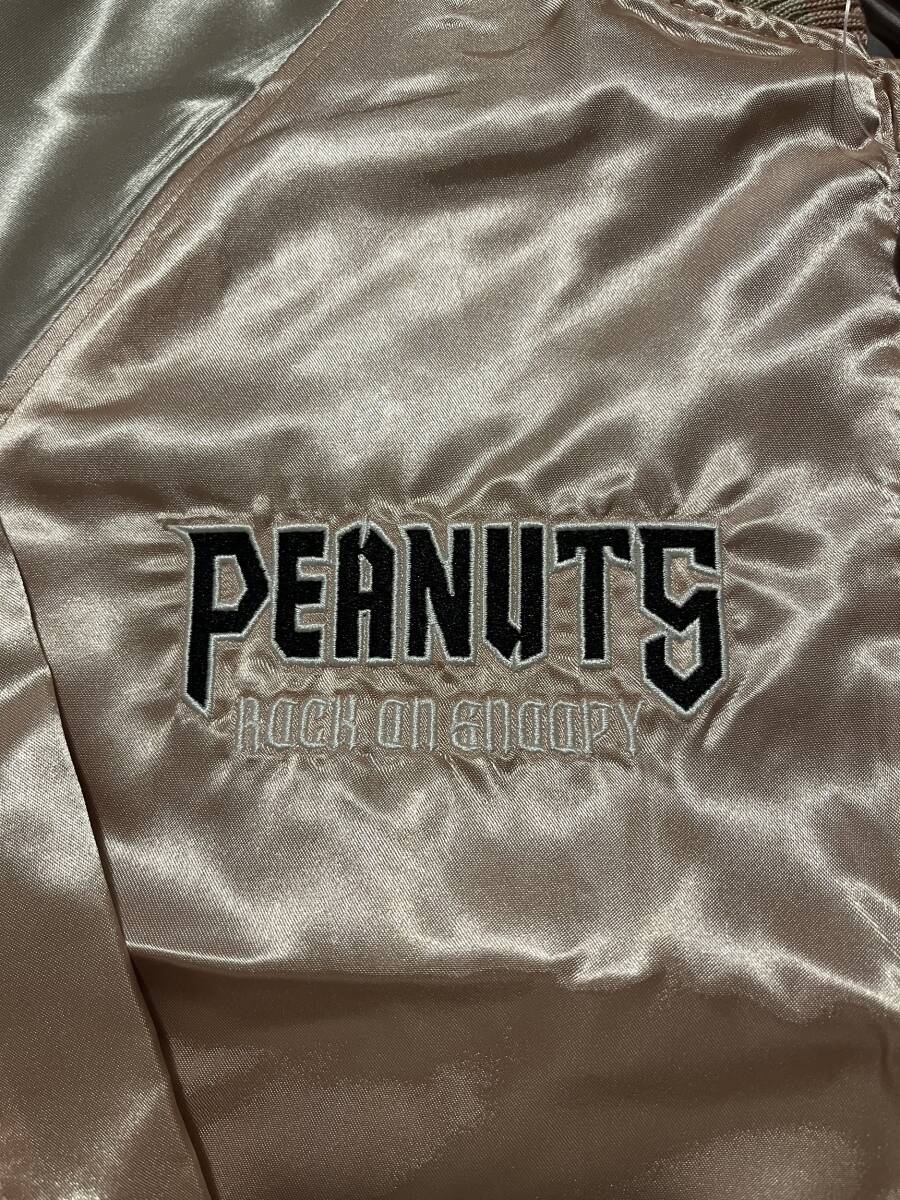 スヌーピー刺繍スカジャン　Lサイズ　ピンク　　SNOOPY PEANUTS ロック柄　新品　送料無料_画像4