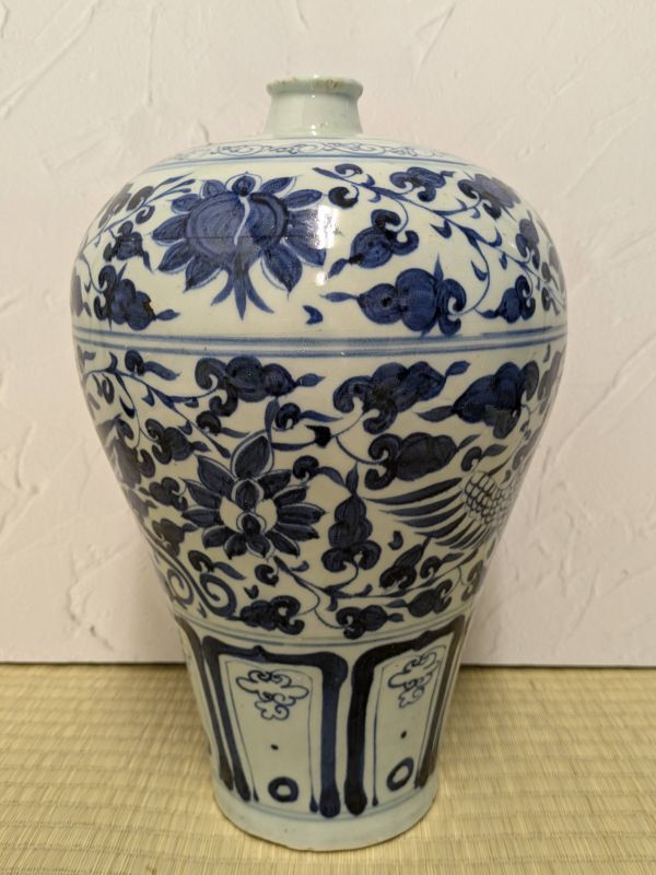 Mn3508 中国美術　青花　纏枝花紋花瓶　染付　古玩　唐物_画像1