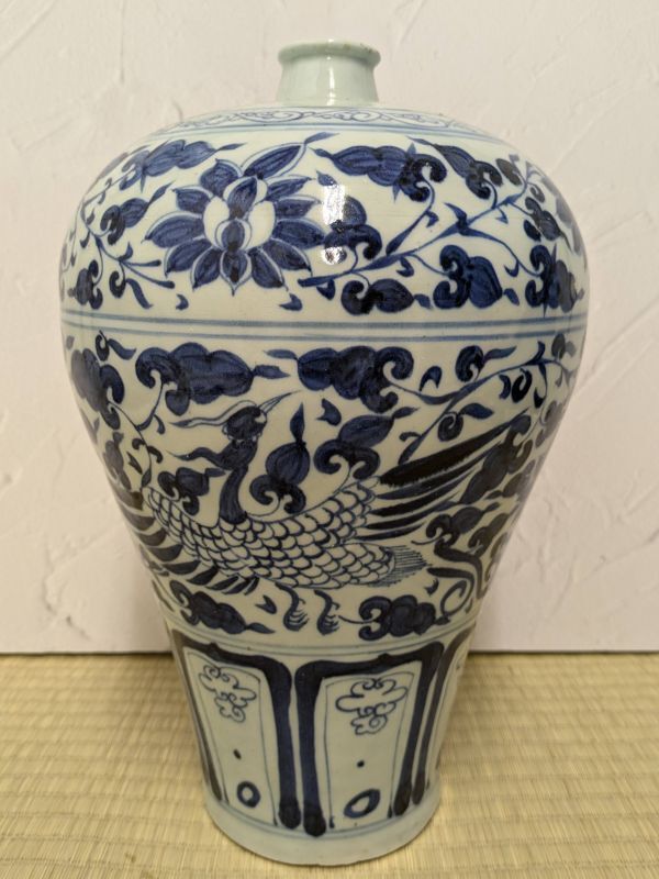 Mn3508 中国美術　青花　纏枝花紋花瓶　染付　古玩　唐物_画像4