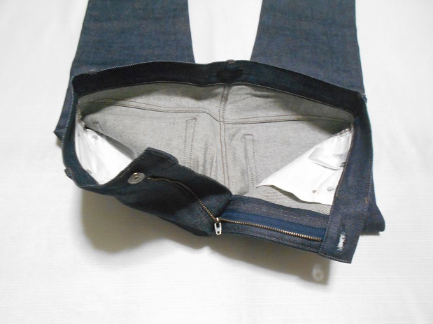 ユニクロ スリム デニムジーンズ 赤耳 ストレッチ 細身 カイハラデニム W32_画像4