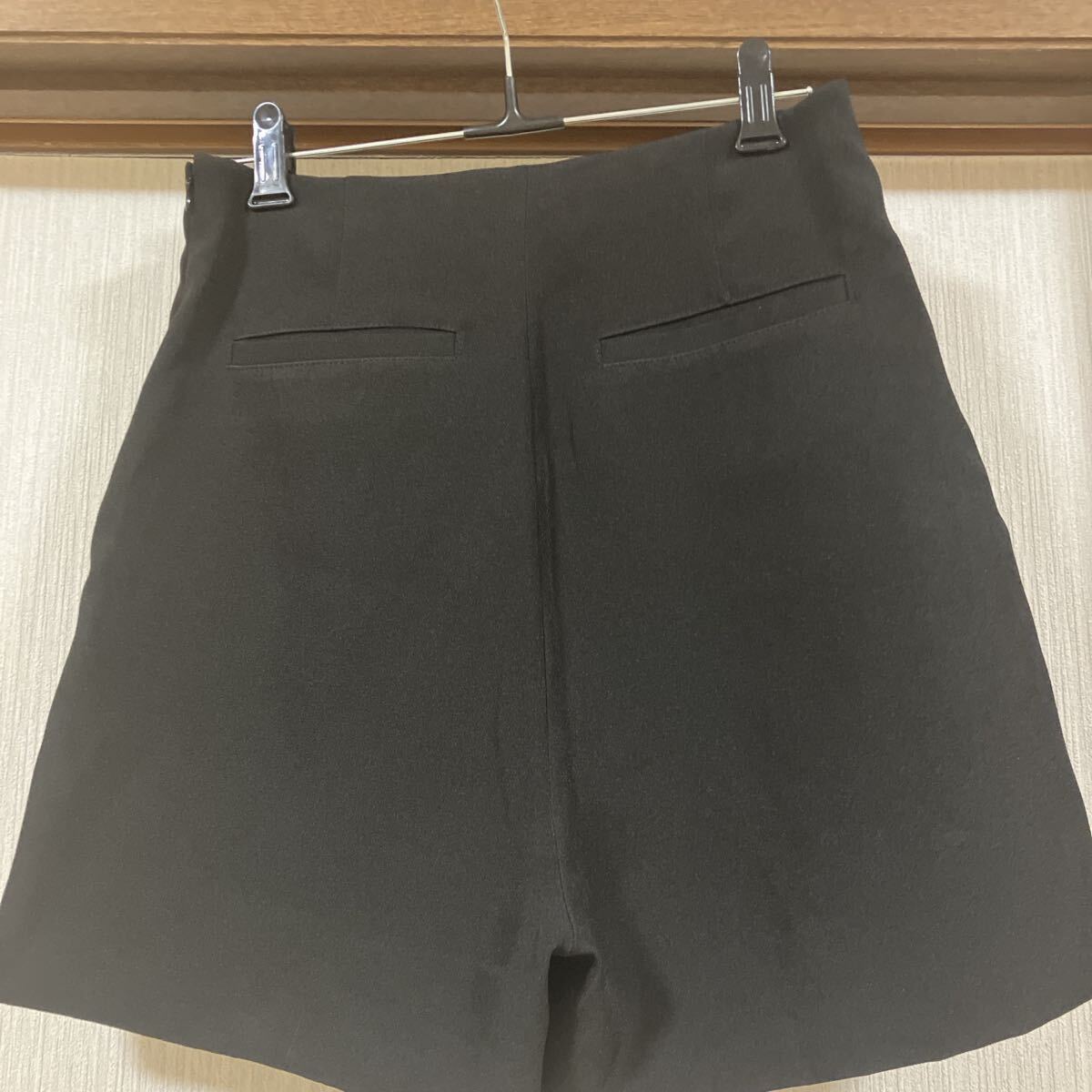 綺麗めショートパンツ　M レディース_画像3