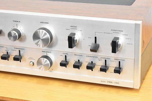 【ジャンク】 DENON PMA-700 / デノン / プリメインアンプ_画像3