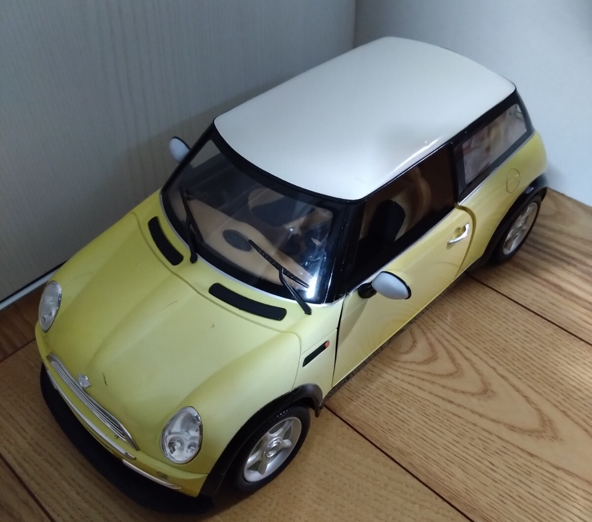 「動作確認済み」ミニクーパー 超特大サイズ ギミック付き モデルカー 車長約３５cm 再生品_画像1