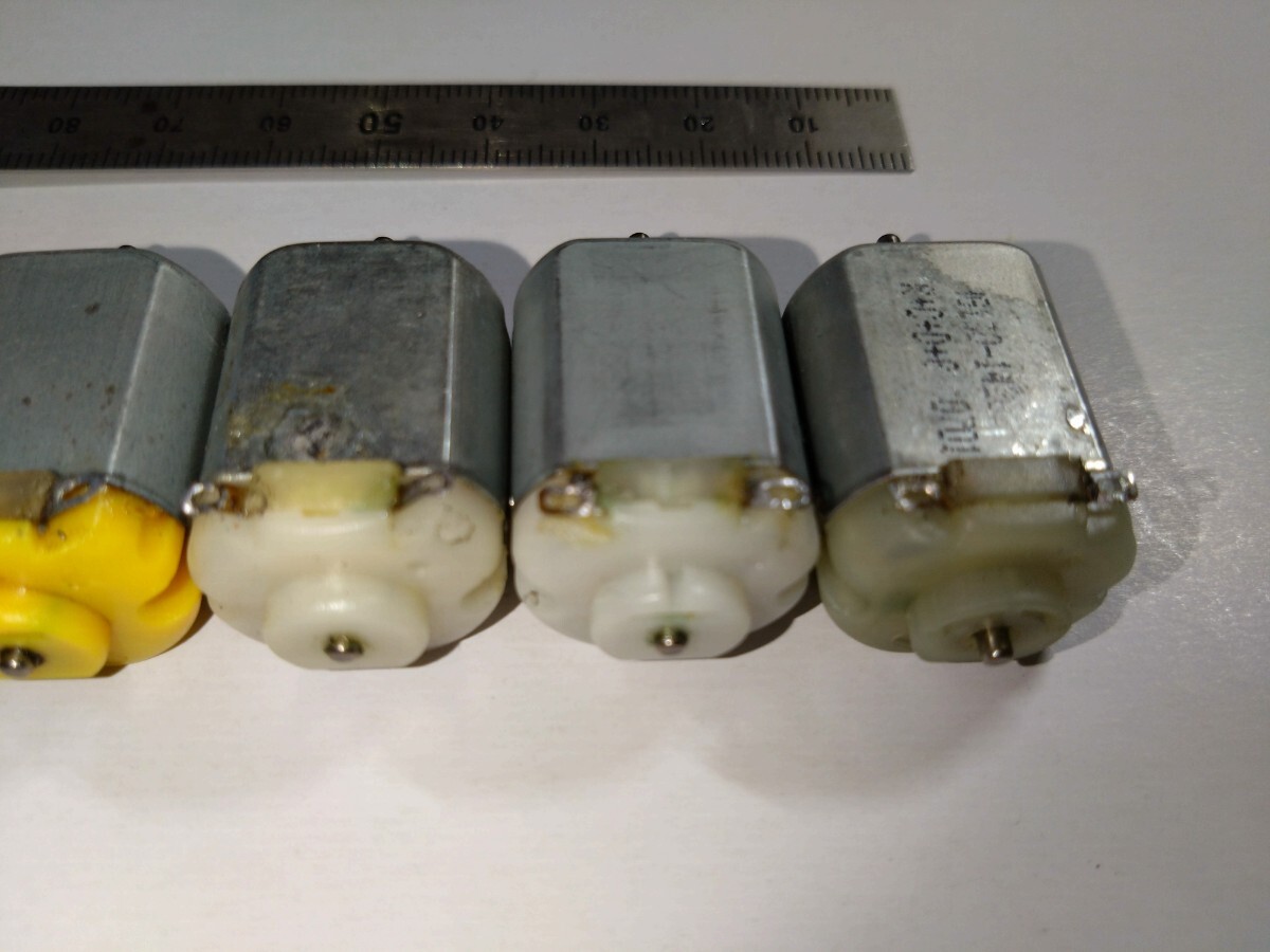 ［動作確認済み］マブチモーター　FA-130RA相当ほか　１２個　再生品_画像3