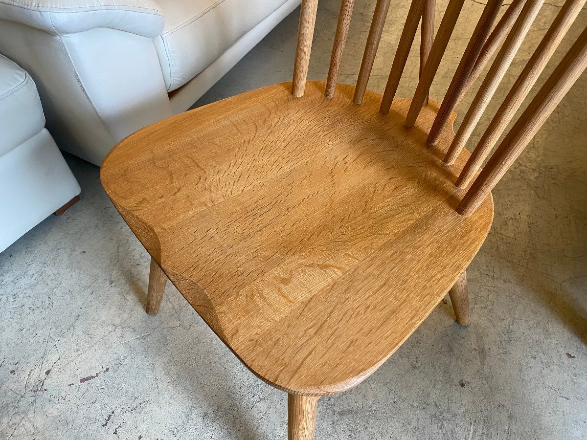 美品 飛騨産業 ダイニングチェア ウィンザーチェア 無垢材 椅子 北欧テイスト 中古品_画像4