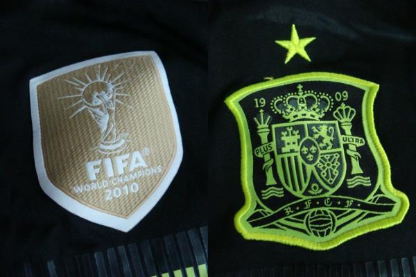 【未使用品・難あり】サッカー スペイン代表 2014 アウェイ シャビ ユニフォーム (表記sizeО) adidas製　　_画像7