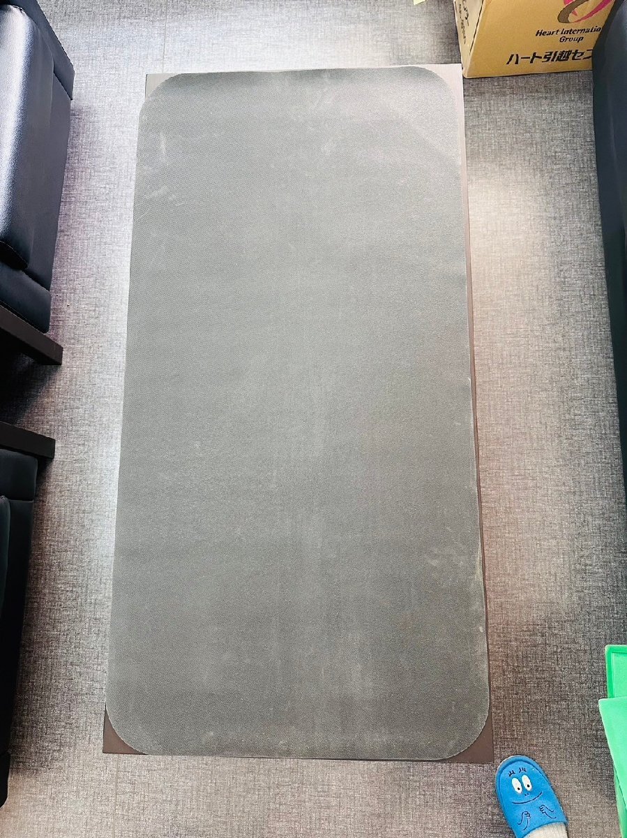 【本場カジノセット ポーカー チップ アタッシュケース付き プレイマット トランプ4つ付き】中古_画像5