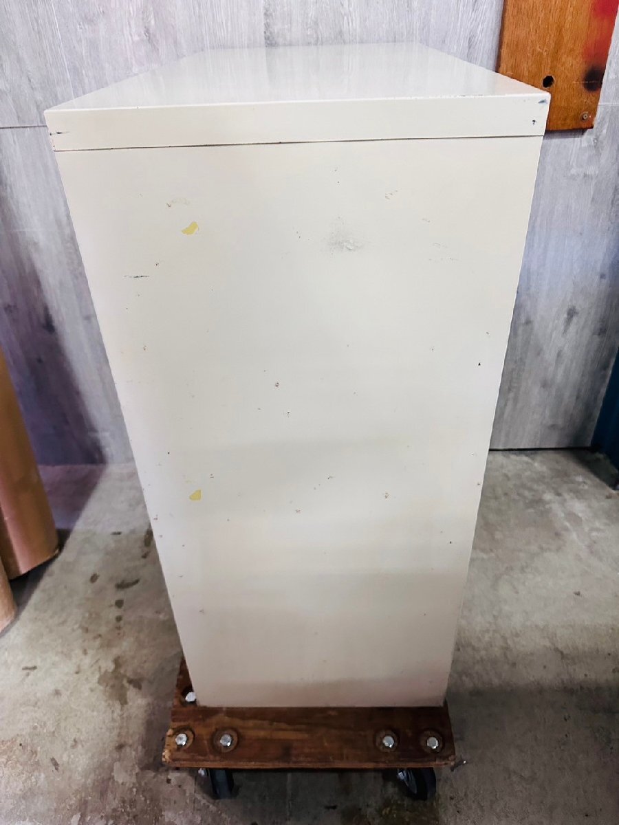 【アレンジャー ITO ローキャビネット クリスタルトレー 15段×3列 書類棚 オフィス家具】中古品 清掃済_画像2