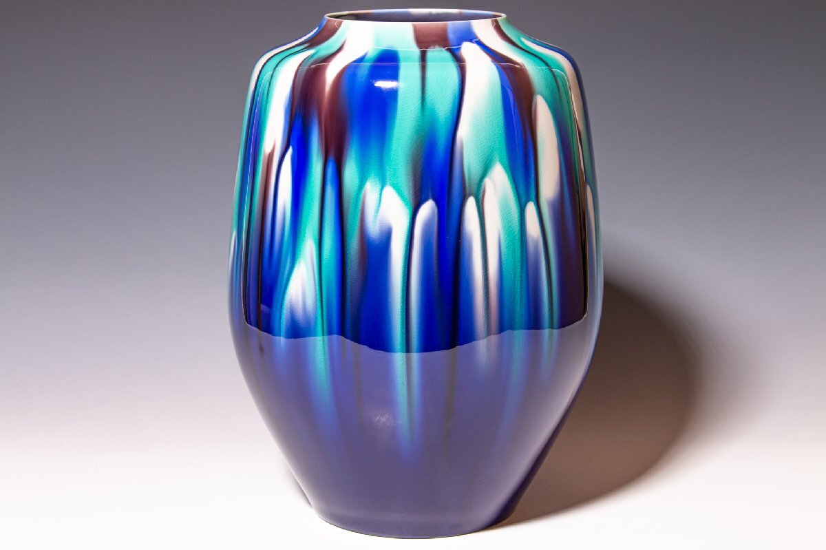 人間国宝【三代徳田八十吉】~日本橋三越本店「三代徳田八十吉展」出品作!高さ33.2cmの最晩年超大作~『耀彩花器』金銘 共箱 共布 栞 b33_画像3