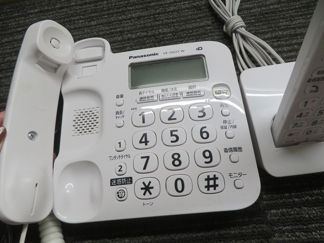 T☆Panasonic パナソニック VE-GD27　PNLC1058　KX-FKD405-W　電話機　子機付 ◎通電OK_画像6