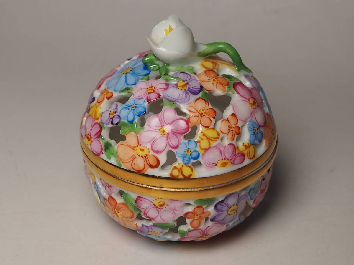 ヘレンド HEREND　ボンボニエール 小型 ピンク系　小物入れ　蓋付容器　良品_画像1