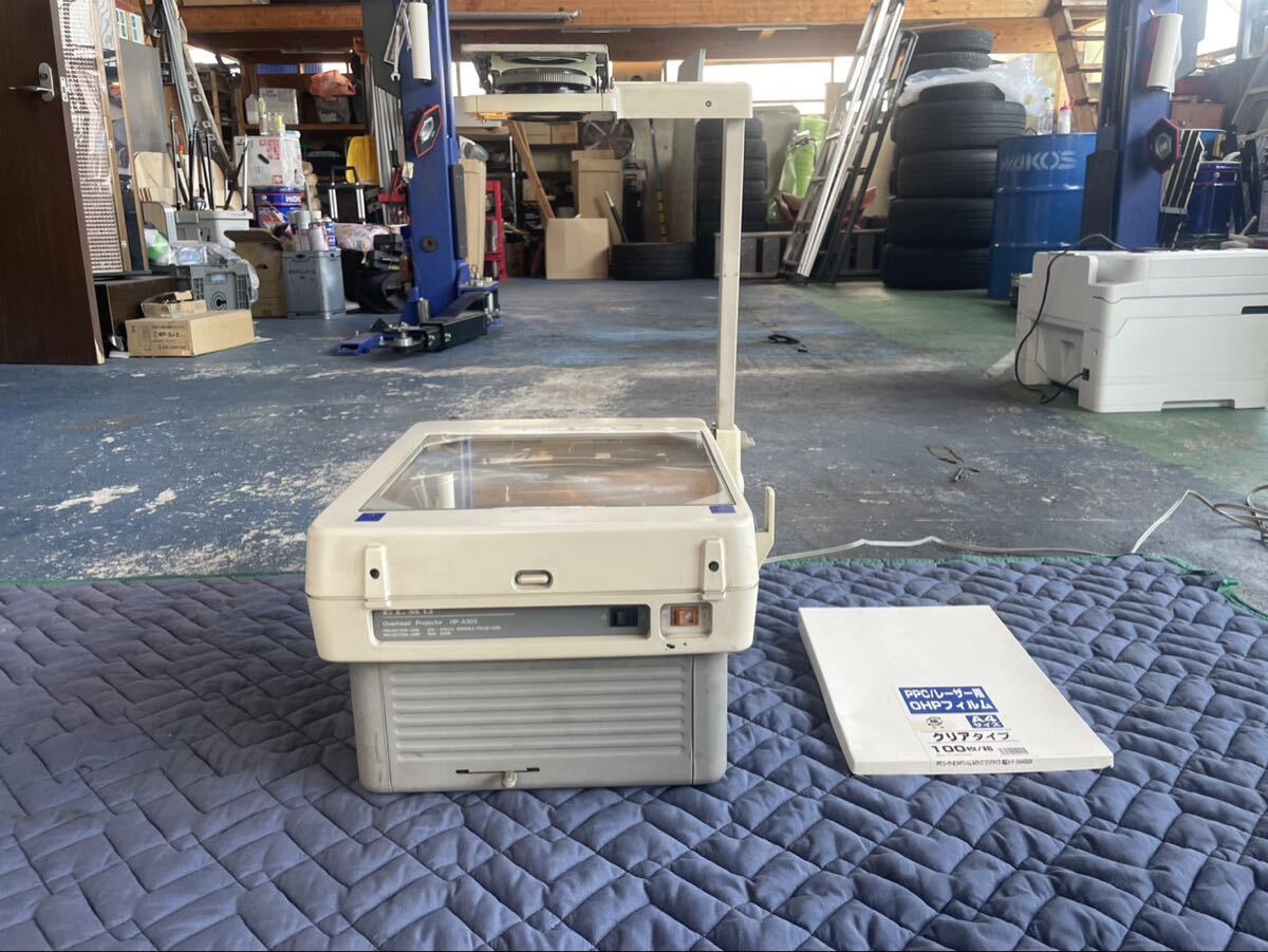 ELMO / オーバーヘッドプロジェクター / モデル HP-A305 / 中古品 簡単動作確認済み _画像1
