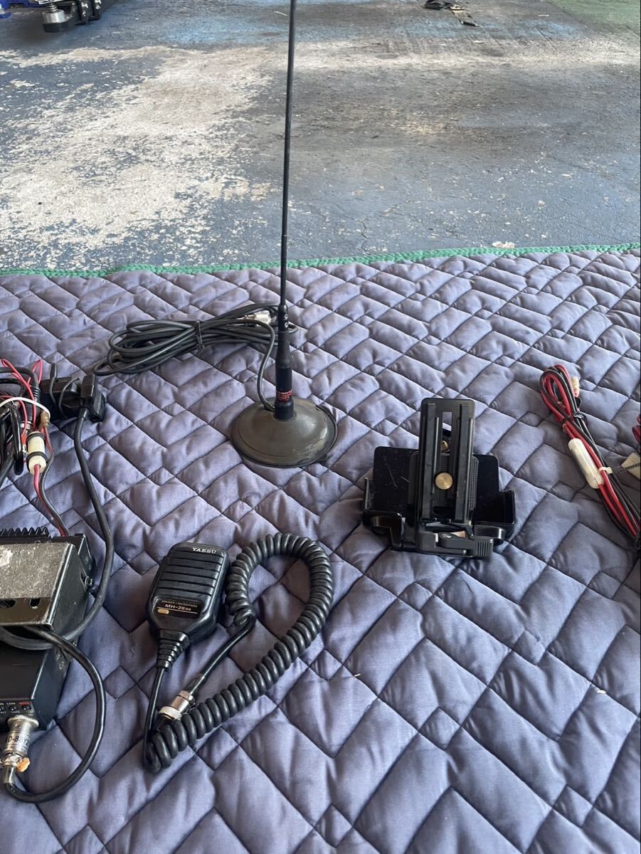無線機セット / YAESU FT-4600 / MH-26 / DIAMOND DC CONVERTER GCM3500 中古品_画像3