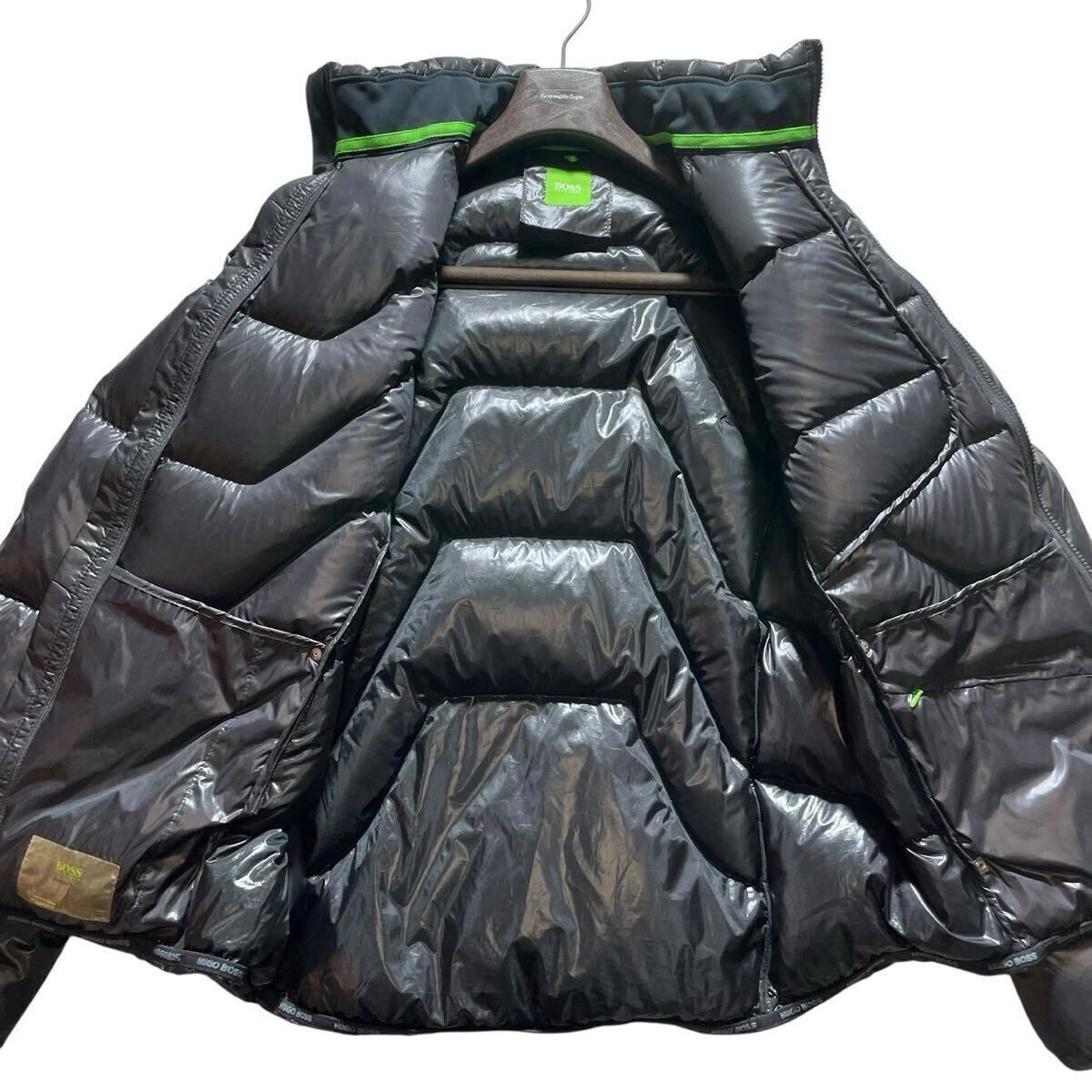 幻の3Lサイズ!!!圧巻の光沢感【ヒューゴボス HUGO BOSS】ボリュームMAX!!!別格のオーラ!!! ダウンジャケット ブラック _画像3