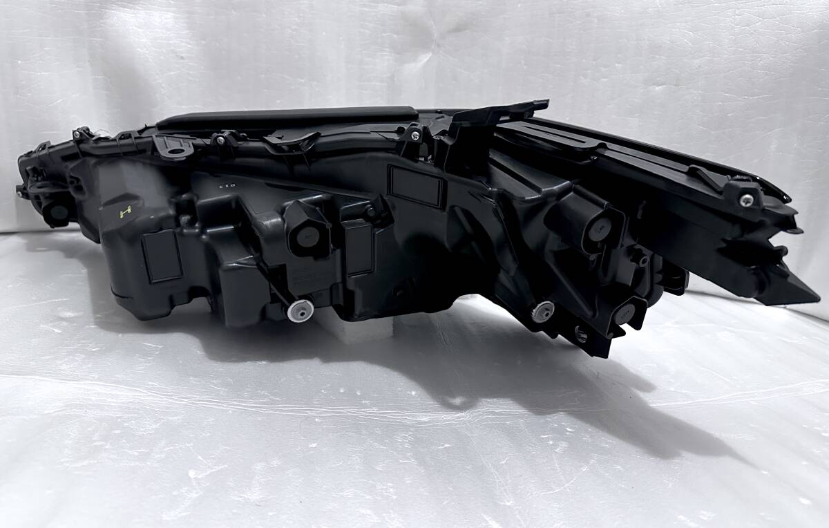 極美品/破損無 レクサス ES300h AXZH10 AXZH11 前期 純正 三眼 3眼 LED 右 ヘッドライト ヘッドランプ 81145-33G31 KOITO 33-263 打刻 H_画像4