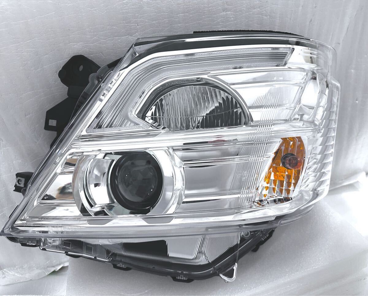 新品未使用 日産純正 キャラバン E26 NV350 後期 LEDヘッドライト 左 右 ICHIKOH1948 E 26010-5YE0B/26060-5YE0B ヘッドランプ ライト 左右_画像2