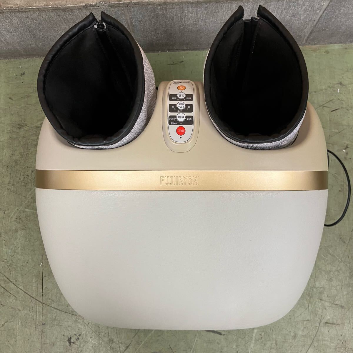 $【売り切り】FUJIIRYOKI フジ醫(yī)療器 MOMIINA Air モミーナエアー KC-210 フットマッサージャー 家庭用電気マッサージ器 動(dòng)作確認(rèn)済み