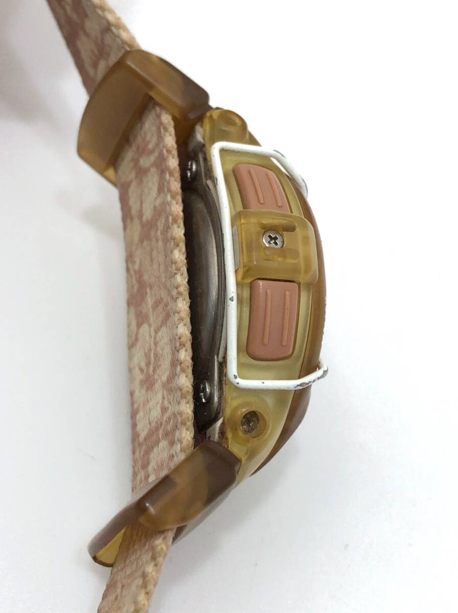 CASIO カシオ ベビージー Baby-G Tripper BGT-100 腕時計 デジタル 花柄 ハイビスカス ベージュ系 レディース 不動 動作未確認 D20i3_画像4