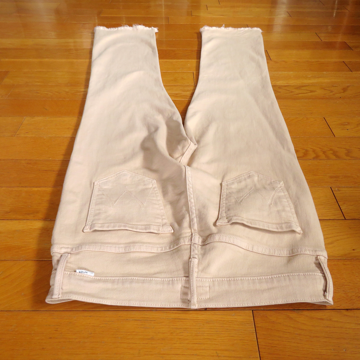 マザー ★美品★ INSIDER CROP STEP FRAY ストレッチ フレア デニム ベージュ ★ W29 (72cm) Mother ジーンズ インサイダークロップ パンツ_画像7