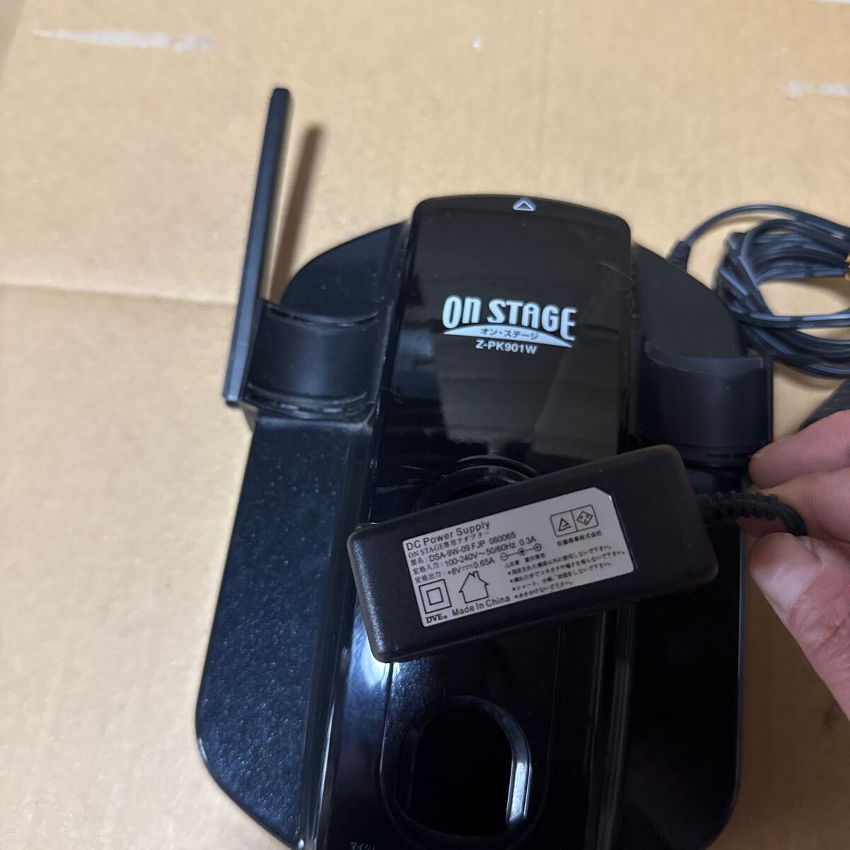 あ-8541）ｏｎ ＳＴＡＧＥ オン　ステージ Ｚ－ＰＫ９０１Ｗ 充電器のみ_画像4